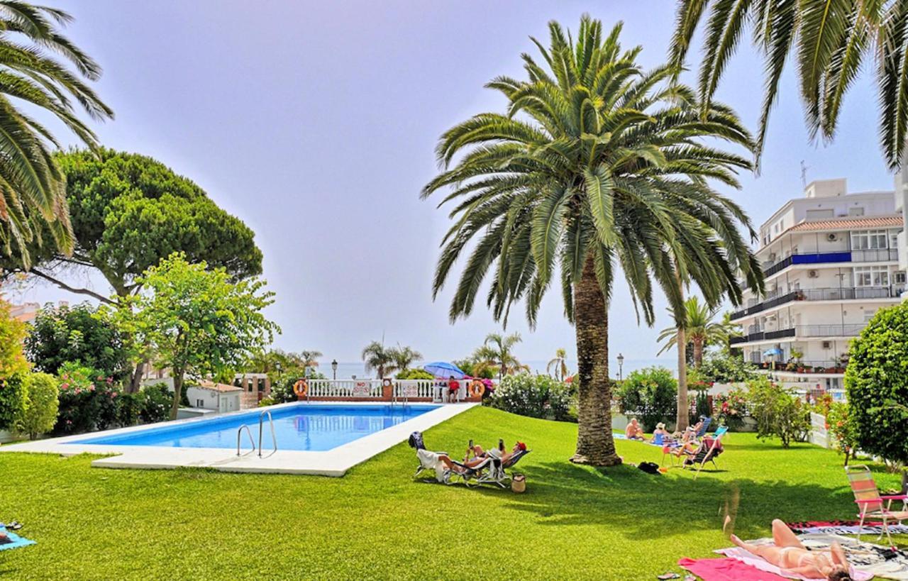 Neenies Nerja - Carabeo Luxury Apartment المظهر الخارجي الصورة